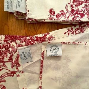 Air La Table Batic napkins and plate mats